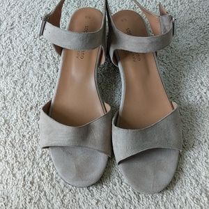 Sophia Milano Suede Block Heel Shoes 8.5